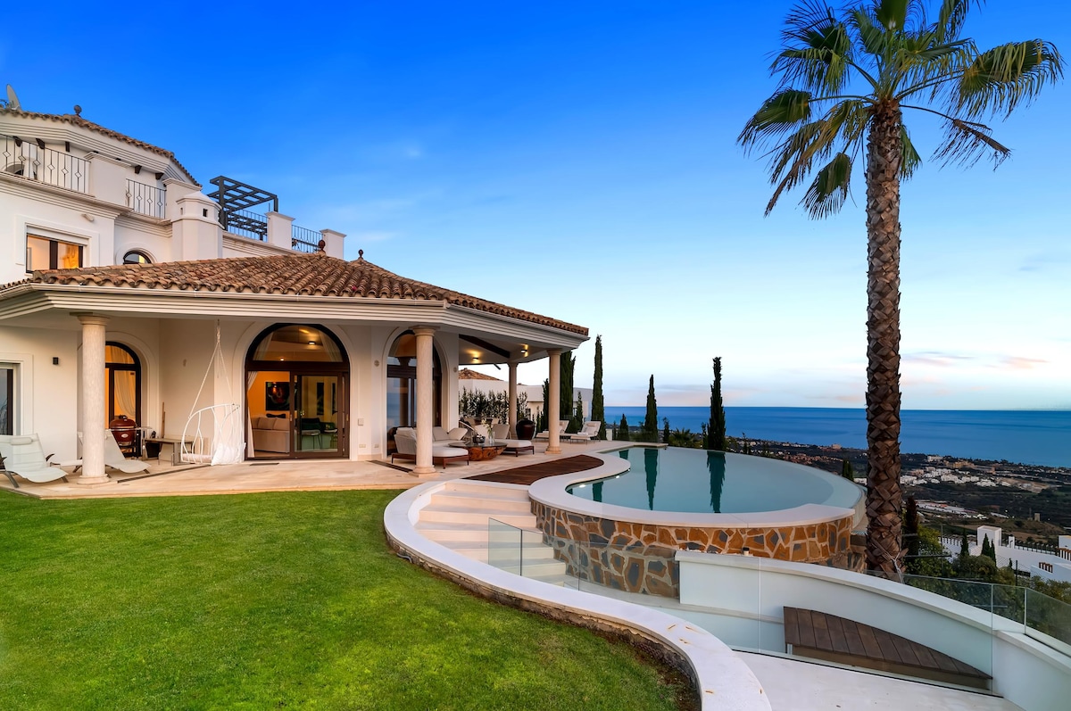 Luxury Sea View Villa in Marbella