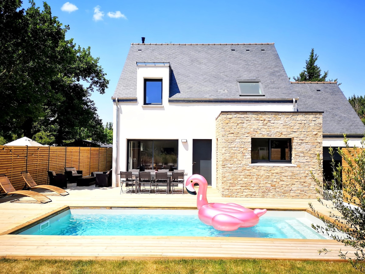 Swimming Pool - Modern House - Route des Plages