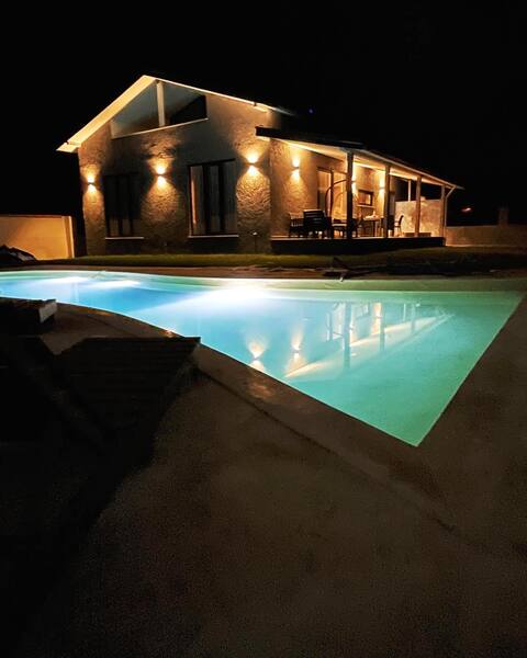 3+1 Duplex (highly rated) Central with private pool
