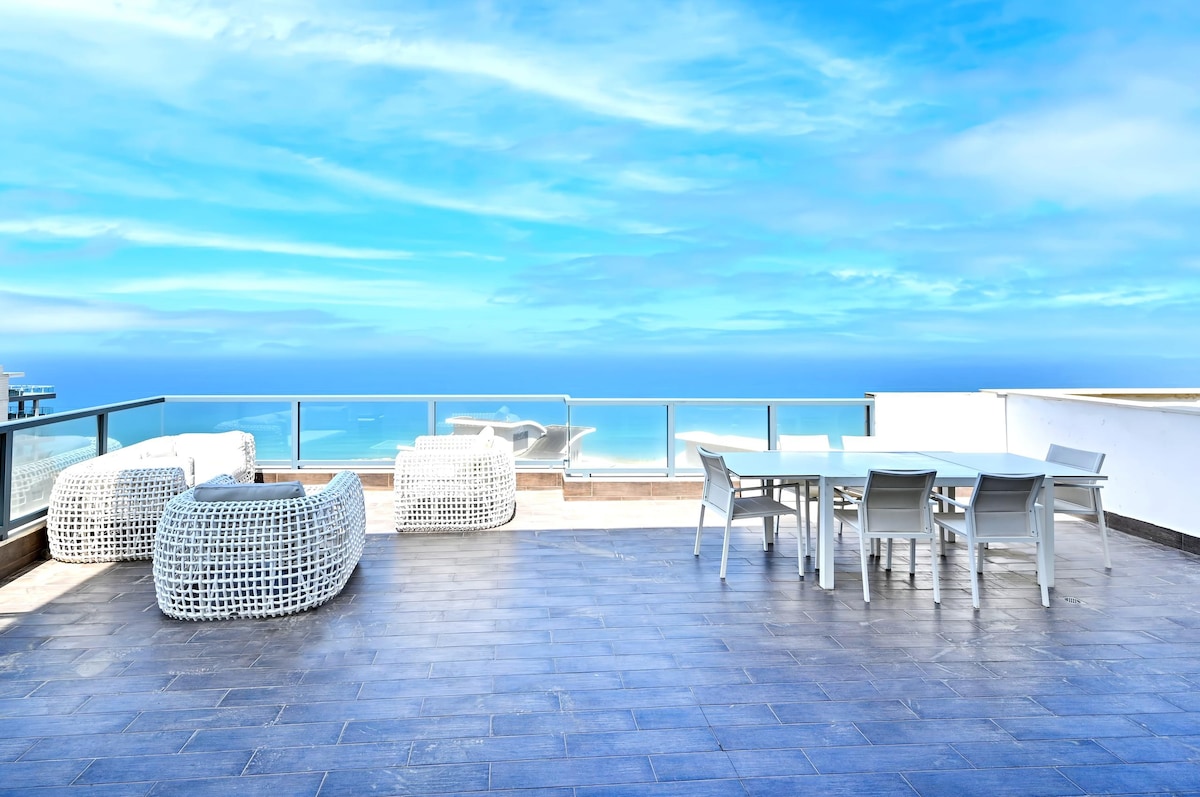 Lagoon Penthouse in Netanya