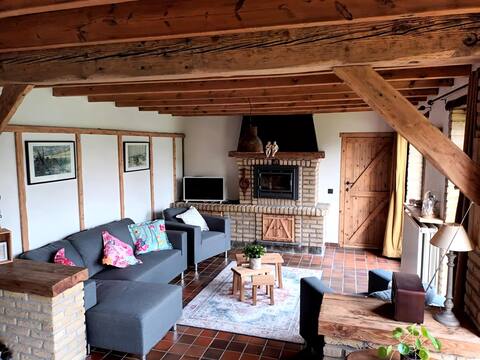 House with sauna, 15' from the coast