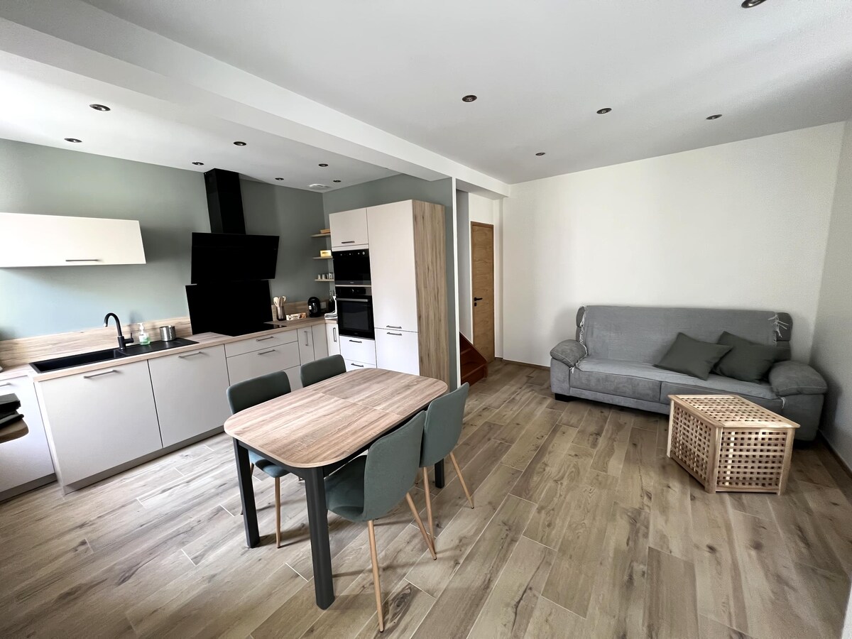 Proprietà Airbnb di successo: House with roof deck in Juno Beach! a Saint Aubin Sur Mer