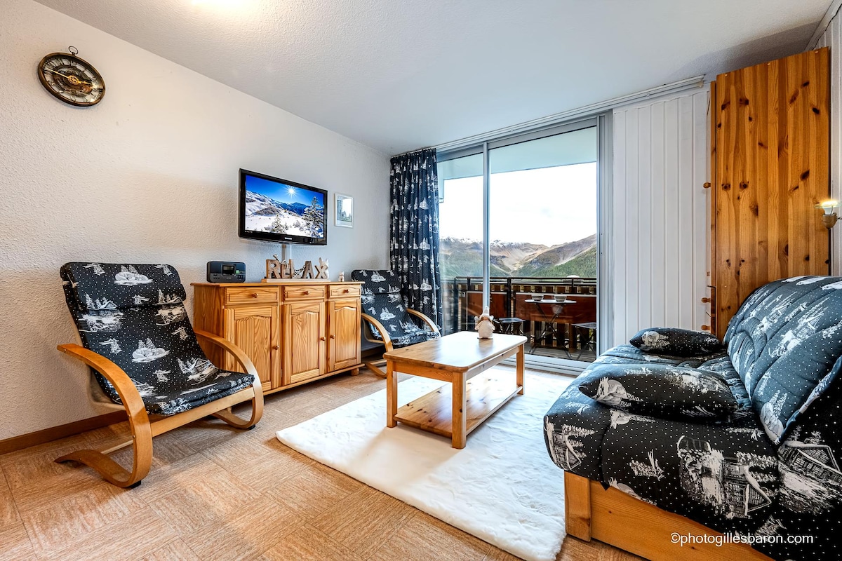 Erfolgreiche Airbnb-Immobilie: 2-room apartment, ground floor in Orcières