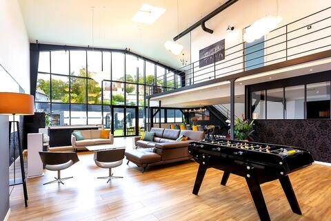 Vast pool loft
