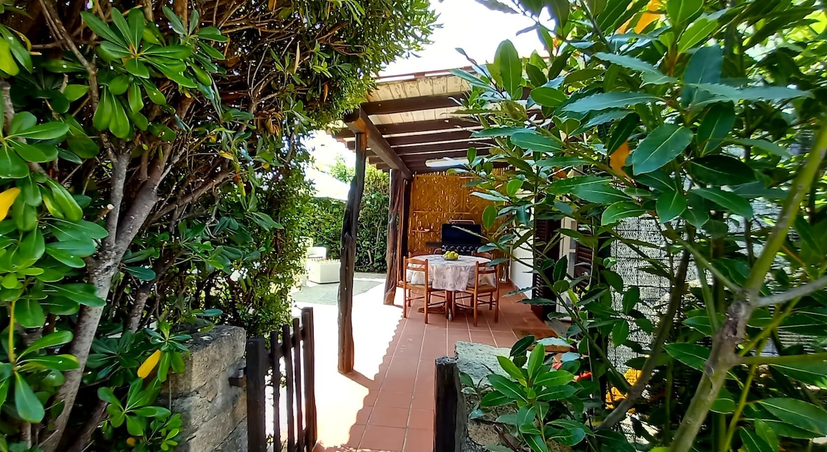 Popular Airbnb listing: House with veranda and garden a few steps from the sea in Arzachena