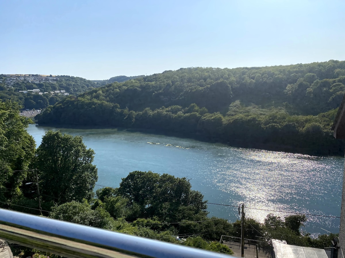 Top performing Airbnb: River View in Looe
