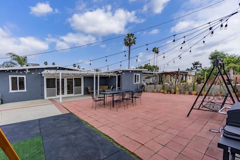 Cozy Family Retreat/Game Room&Backyard in Hacienda