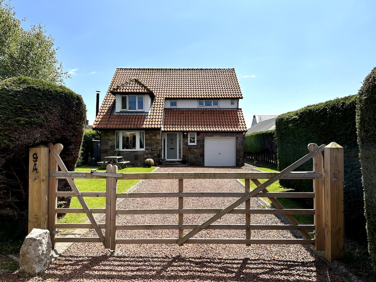 Popular Airbnb listing: 9a Church Cottages in Beadnell