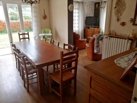 Charming '70s pavilion