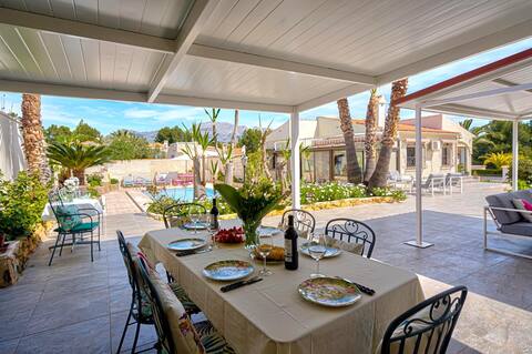 Villa Uro- with exotic garden