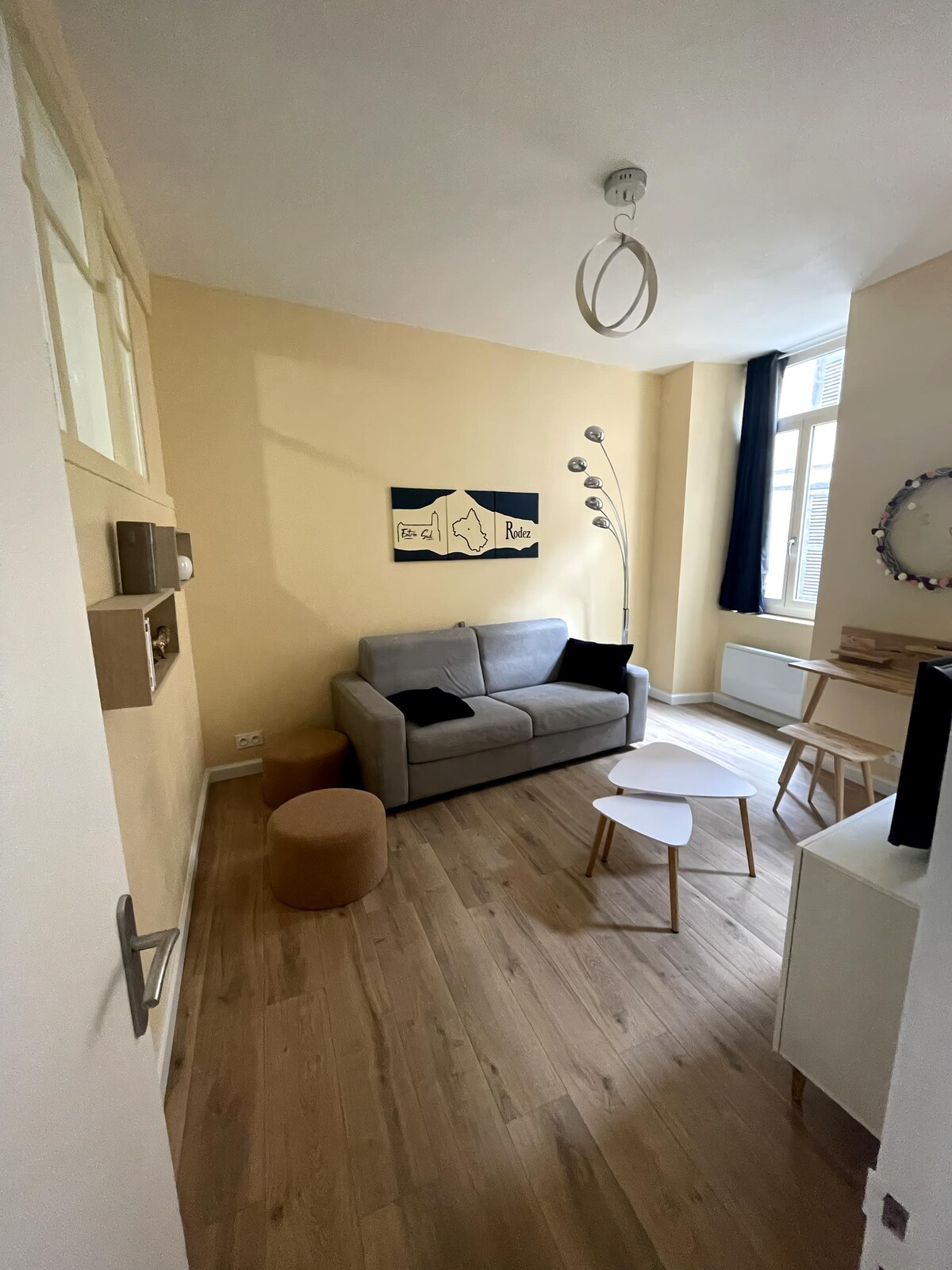 Beliebte Airbnb-Anzeige: 2-bedroom with parking Hyper center - South entrance in Rodez