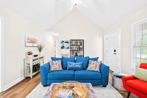 Elon Southern Charmer~Fenced Yard~Pets Welcome