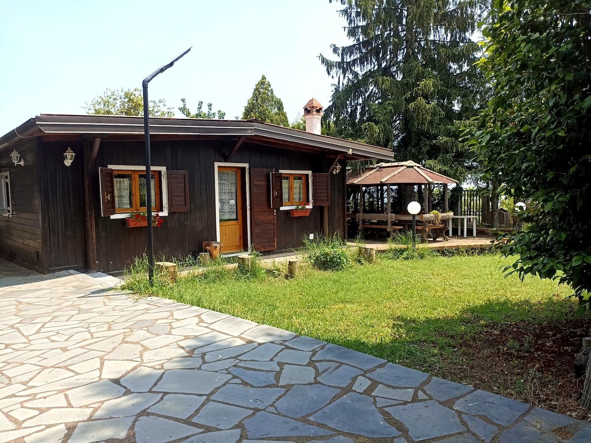 Annonce Airbnb populaire: Il Giglio dell'Etna-Holiday Home à Trecastagni