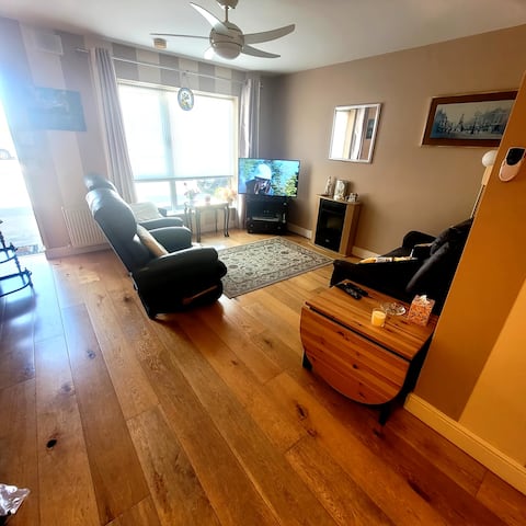Super 2- bed in Great Location