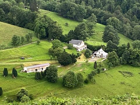 Airbnb performant: Little slice of heaven à Bagnères De Bigorre