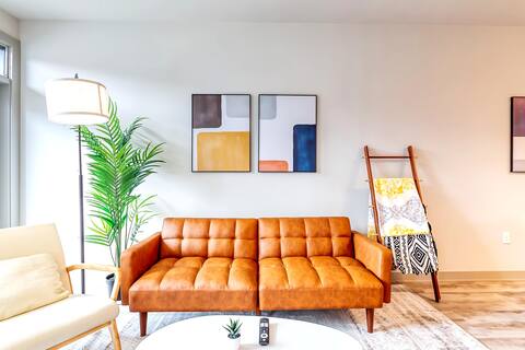 Comfy Spacious 2B2B | Gym & Pool