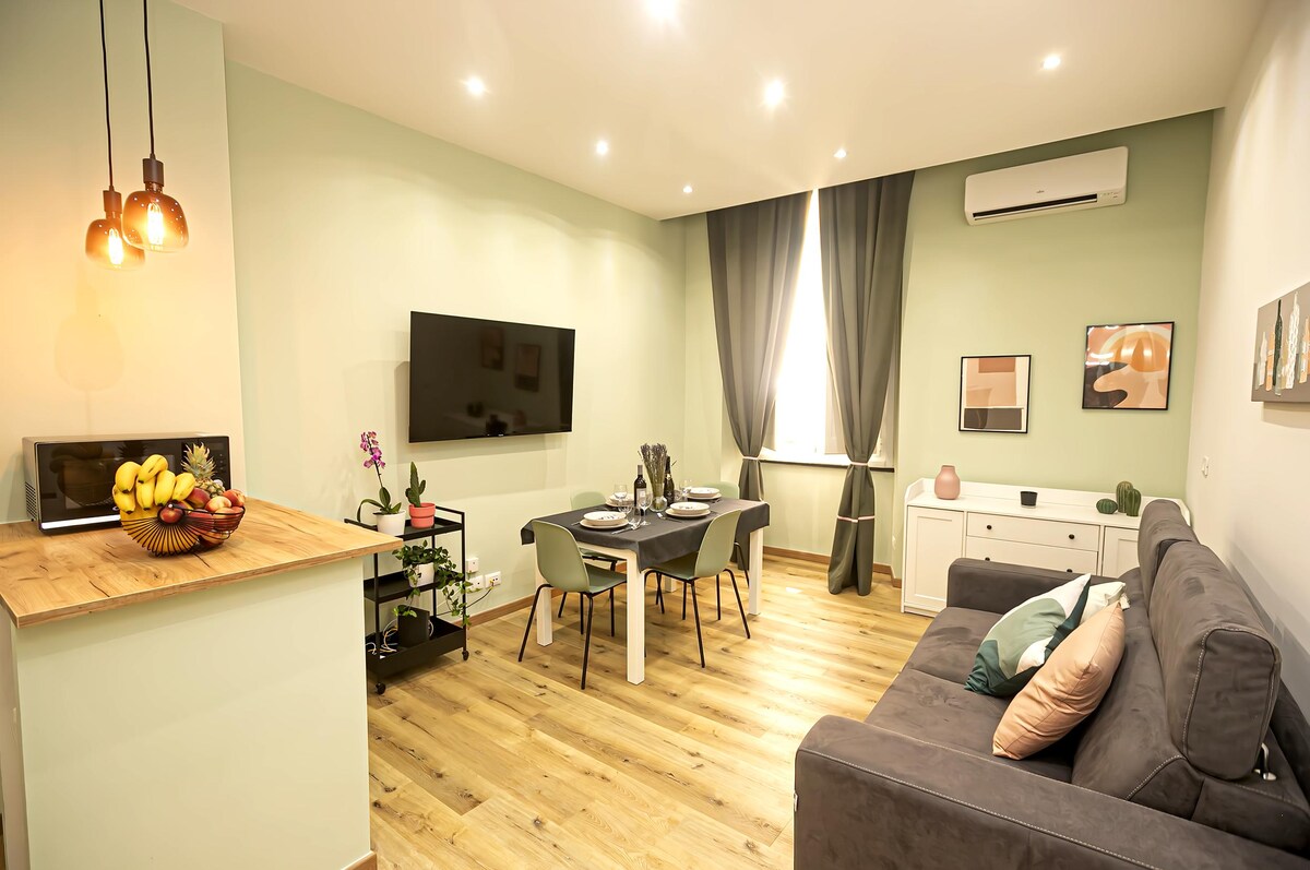 Popular Airbnb listing: Porto Antico exclusive and quiet apartment in Genova