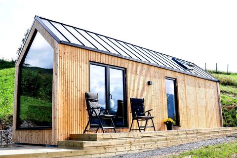 Cabin in the orchard "Nilsstova"