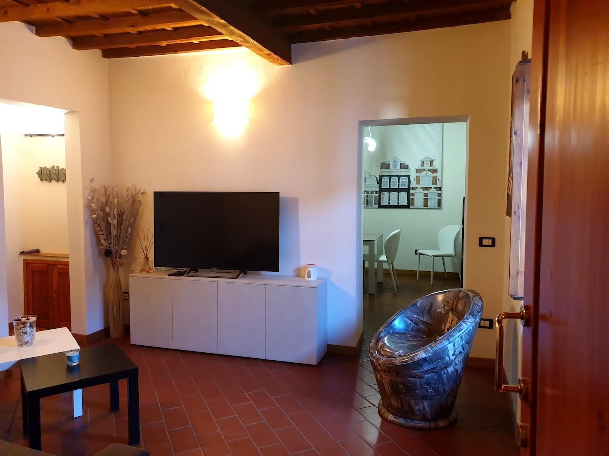 Popular Airbnb listing: Santo Stefano Apartment in Prato