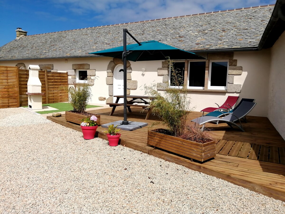 Annonce Airbnb populaire: Kernic Bay House (sleeps 4, 5 guests) à Plouescat