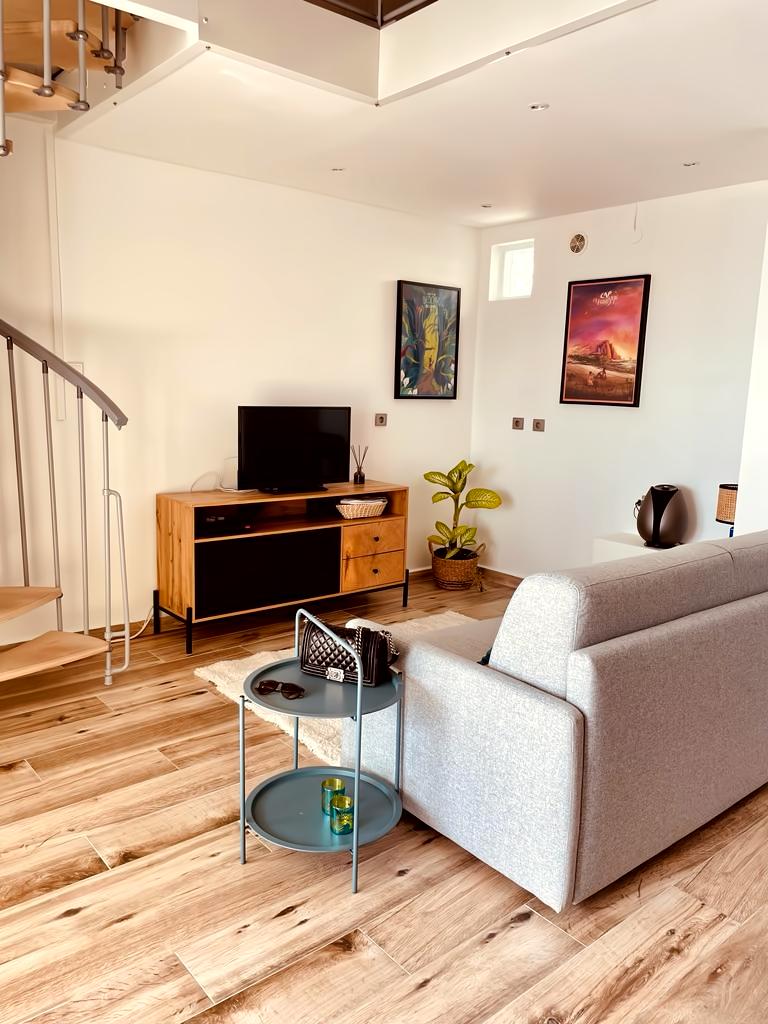 Top Airbnb: Le Bellevue sur océan, T2 in St-Denis, near CHU in Saint Denis