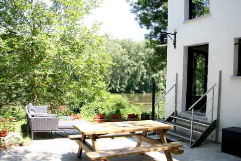 By the river 10 min from Albi
