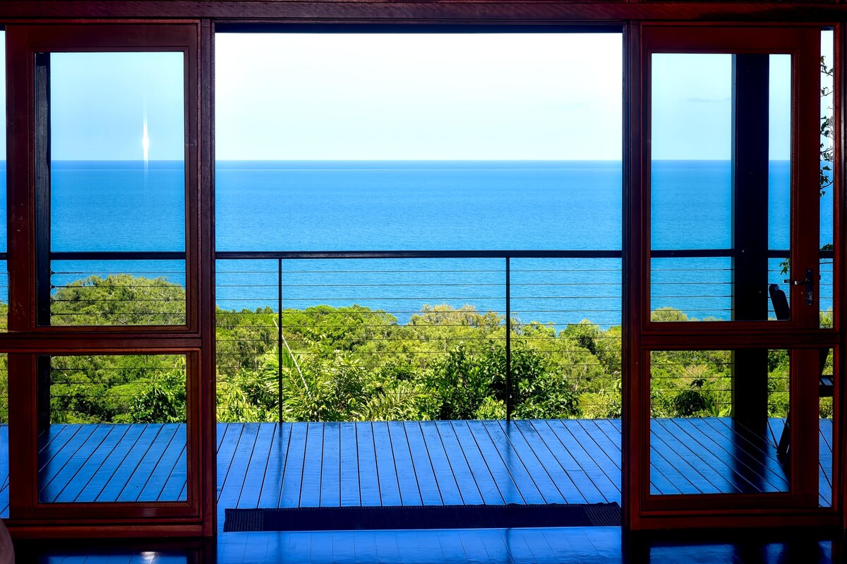 Top performing Airbnb: Daintree Oceanview Guesthouse in Douglas Shire