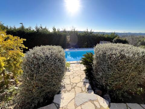 Blue villa - swim. pool * air conditioning * Wifi