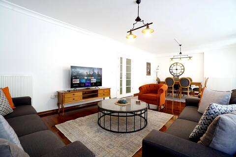 (08)Elite, Tastefully Furnished, 3BR