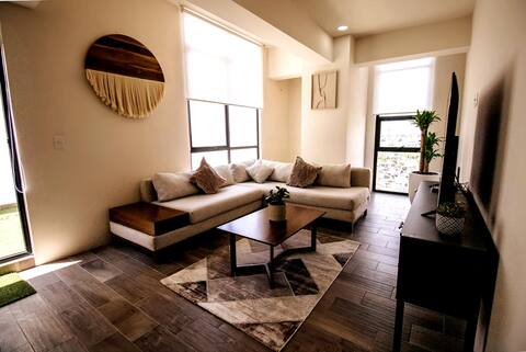 Loft with terrace on the 7th floor! 8 min from Metepec
