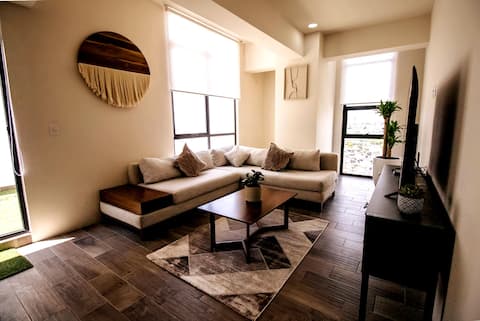 Loft with terrace on the 7th floor! 8 min from Metepec