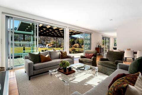 Kinsale - Spa, Pool, Gym and Tennis!