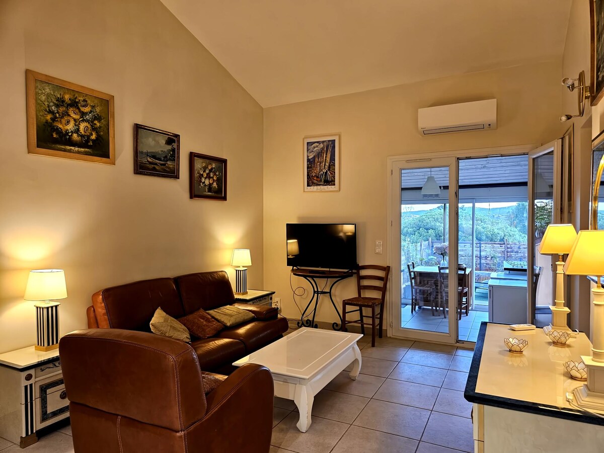 Beliebte Airbnb-Anzeige: Bormes-les-Mimosas Quiet Mazet in Bormes Les Mimosas