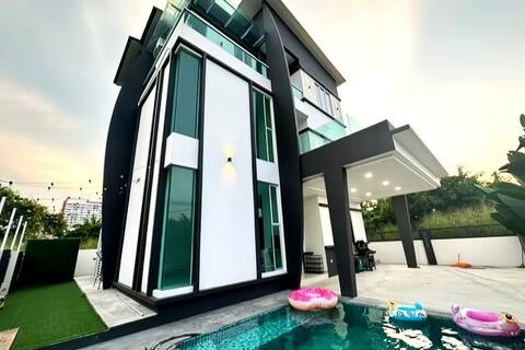 Holistay Puchong Villa|26Pax|New|Event|Meeting