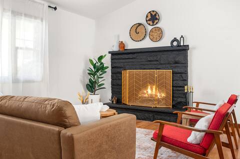 Nordic Mid-Century Retreat