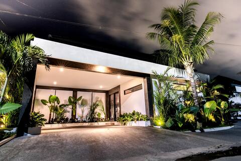 Luxury 3BR Villa Near Waterfalls Modern & Spacious