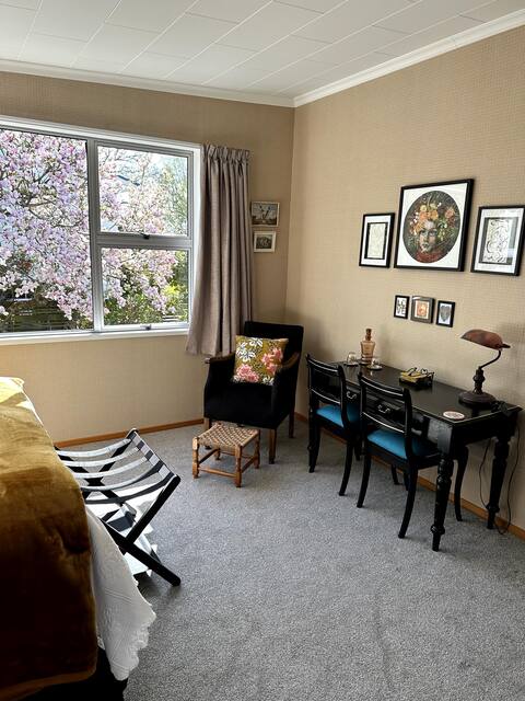 The Studio at No 9.