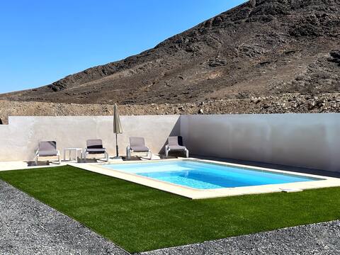 Mountain Villa with Pool in Fuerteventura