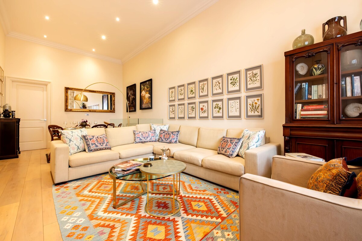 Top Airbnb: Paddington 3-Bed 5-Guest Large Apartment in Queen's Park