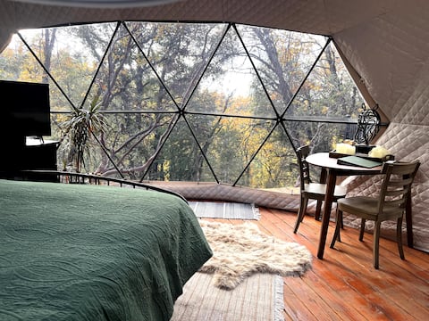 Cozy, Amazing Rollins Lake Dome w Holiday Decor!