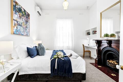 Top Airbnb: Bonnie Belle I Geelong CBD Luxury in Geelong