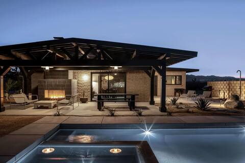 Escondite: Modern Desert Hideout w Pool + Spa