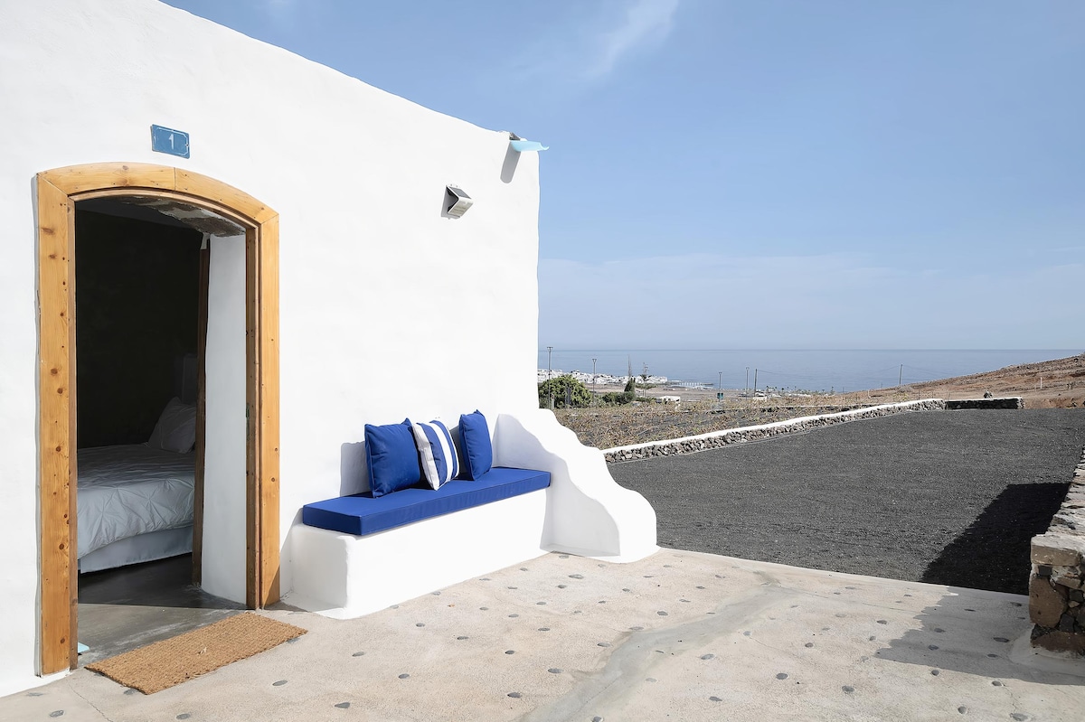 Annonce Airbnb populaire: Finca Petite Vineyard à Haría