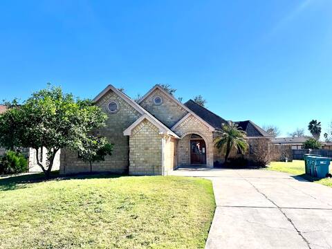 Large, Quiet Home w/ Excellent Heated Indoor Pool