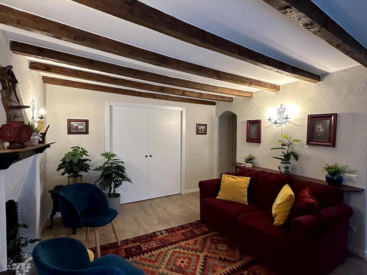 Top performing Airbnb: Dimora Romantica apartment in Bellagio