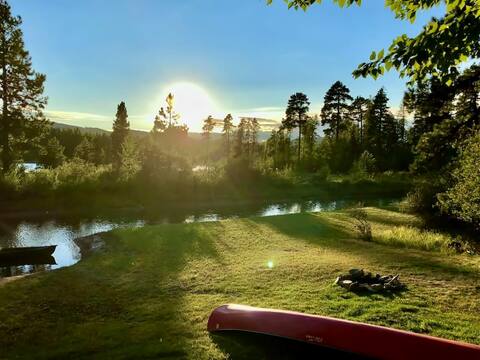 Swan Lake Chalet and Guest House