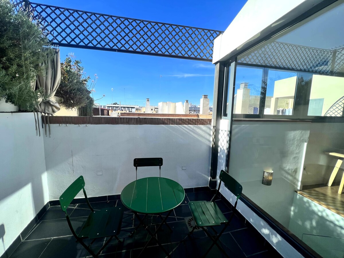 Popular Airbnb listing: San Bernardo Penthouse Terrace and Parking Included in San Bernardo