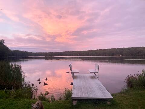 Lake Front,  Ski,Hot Tub, Fire Pit, FP, Boats