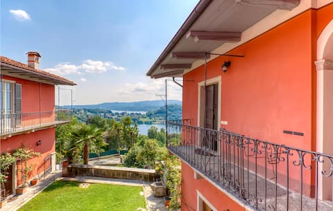 Gorgeous apartment in Carcegna di Miasino NO