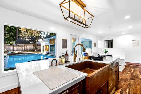 Mercer Island Pool House